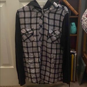 Hot Topic Black and White Plaid Shirt Jacket